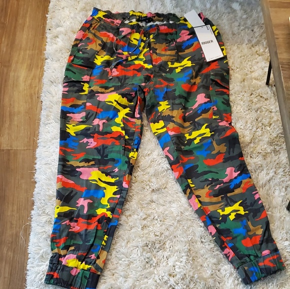 Almost Famous Pants - NWT MULTI COLOR ARMY FATIGUE JOGGERS